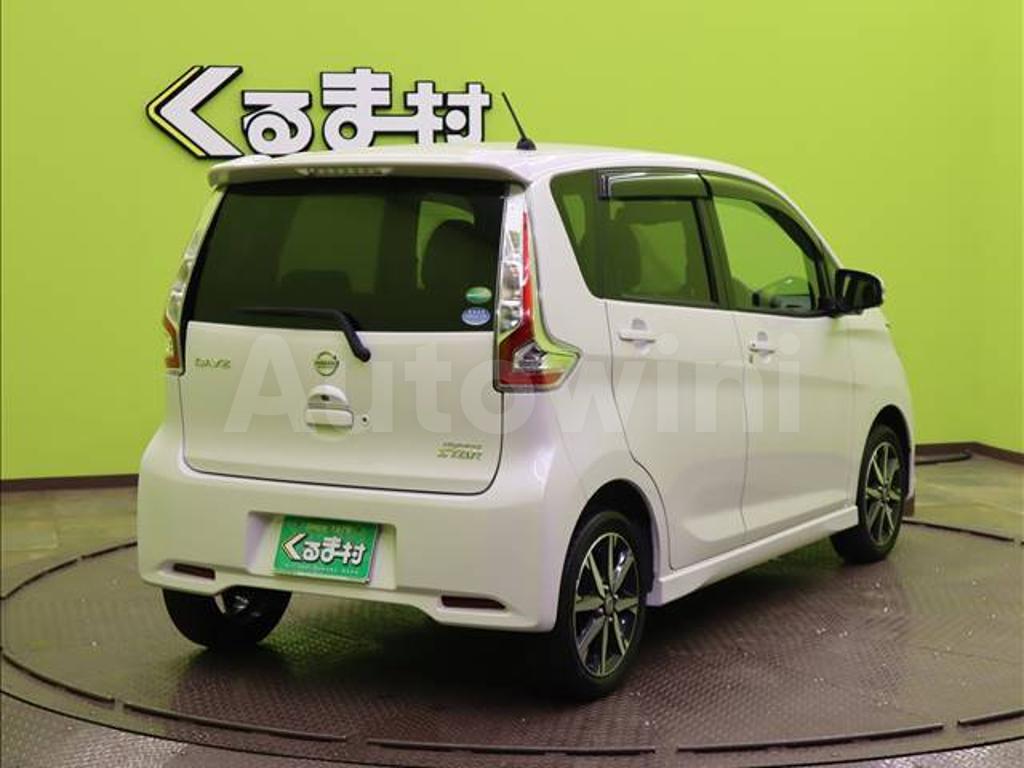 B21W-0430892 2017 NISSAN DAYZ-1