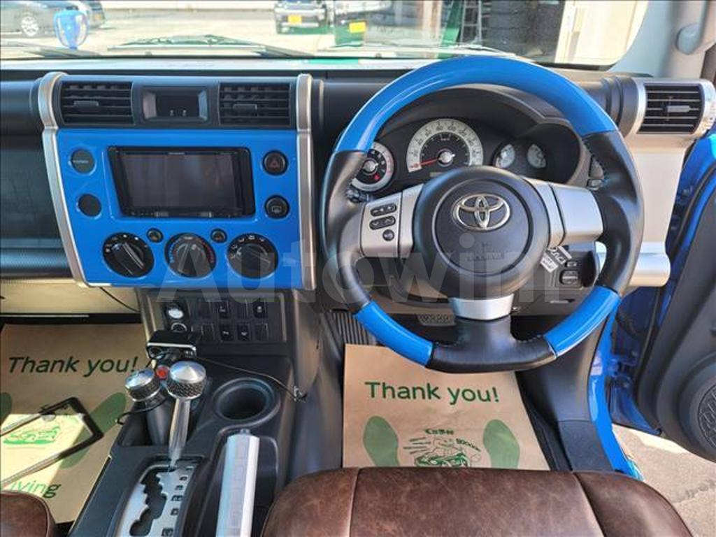 GSJ15-0111265 2011 TOYOTA FJ CRUISER-2