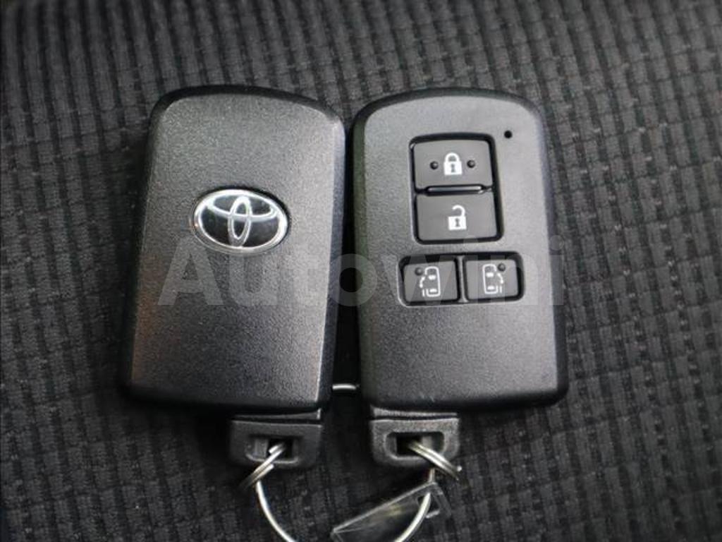 2017 TOYOTA SIENTA - 9