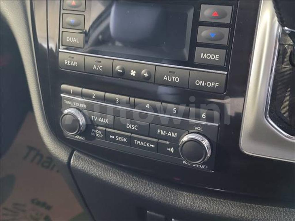 TE52-090450 2017 NISSAN ELGRAND-5
