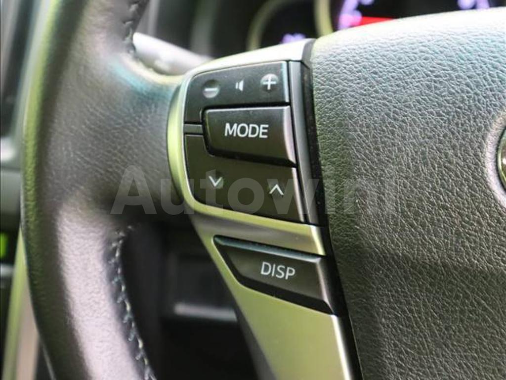 2016 TOYOTA MARK X - 8