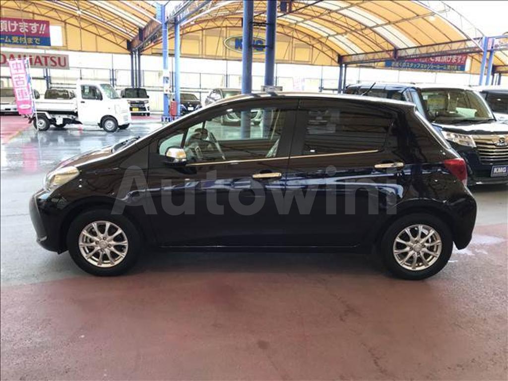 2014 TOYOTA VITZ - 9