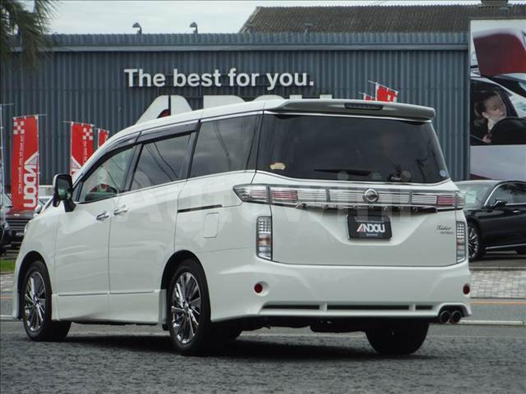 PE52-051796 2014 NISSAN ELGRAND-1