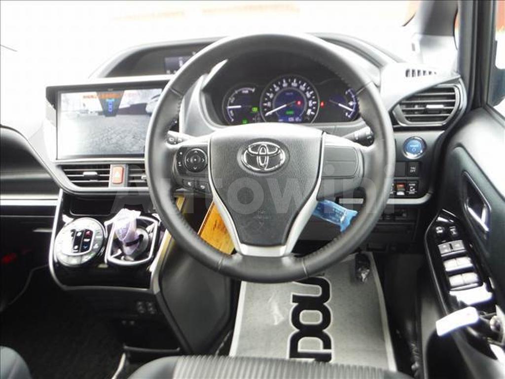 ZWR80-0330858 2018 TOYOTA VOXY-2