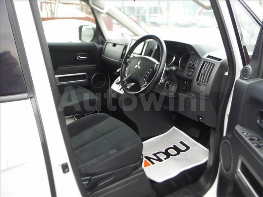 CV1W-0907303 2013 MITSUBISHI DELICA D5-3