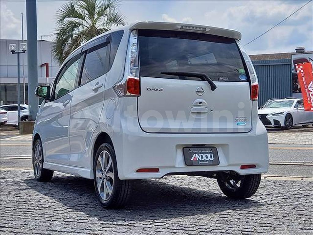 B21W-0103243 2014 NISSAN DAYZ-1