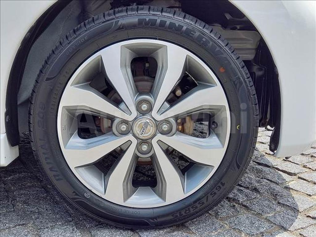 B21W-0103243 2014 NISSAN DAYZ-5
