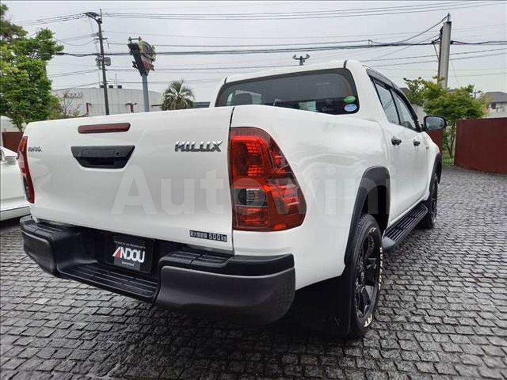2020 TOYOTA HILUX - 9