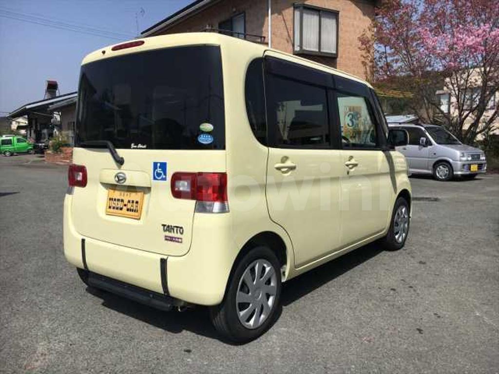 2011 DAIHATSU TANTO - 8