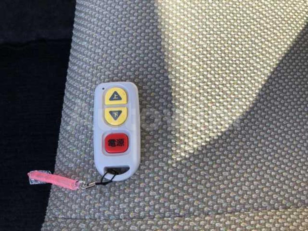 LA600S-0375290 2016 DAIHATSU TANTO-2