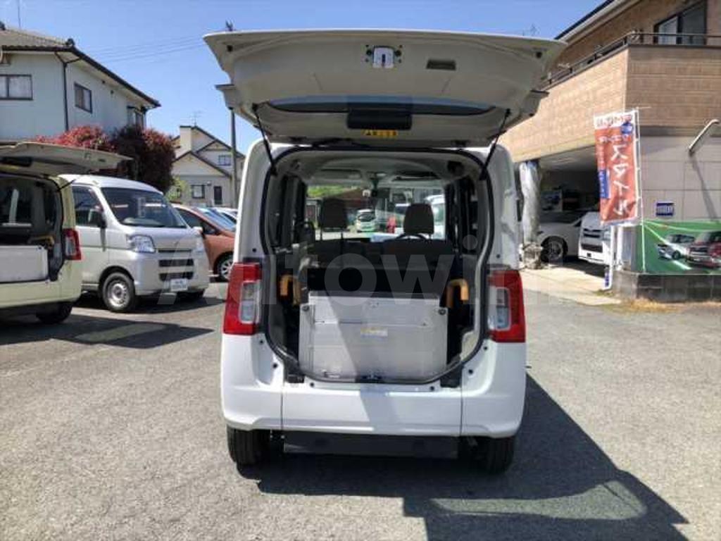 LA600S-0247486 2015 DAIHATSU TANTO-2