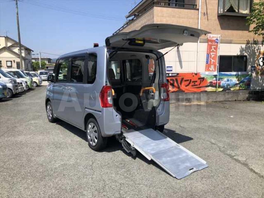 LA600S-0529819 2017 DAIHATSU TANTO-0