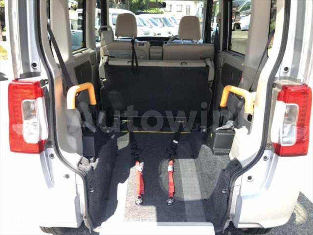 LA600S-0529819 2017 DAIHATSU TANTO-2