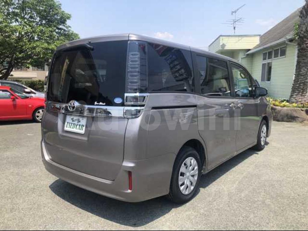 ZRR80-0368715 2017 TOYOTA VOXY-4