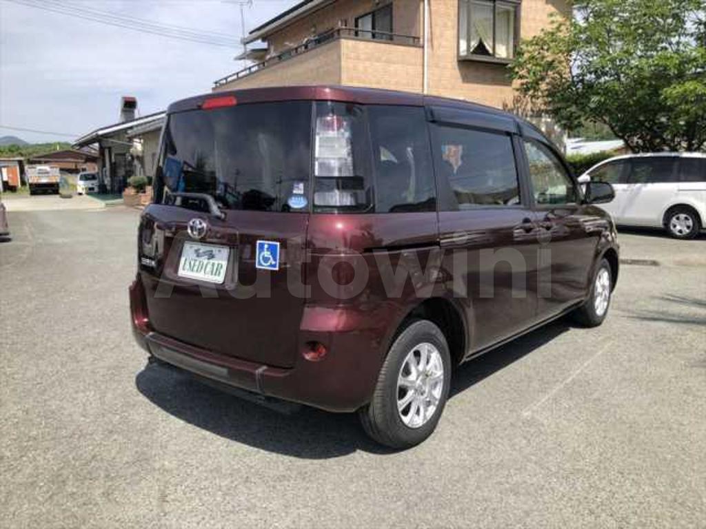 2012 TOYOTA SIENTA - 8