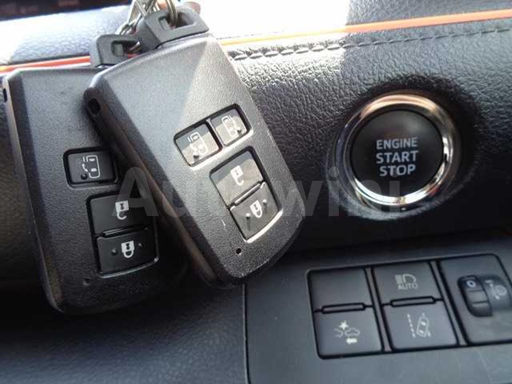 2016 TOYOTA SIENTA - 9