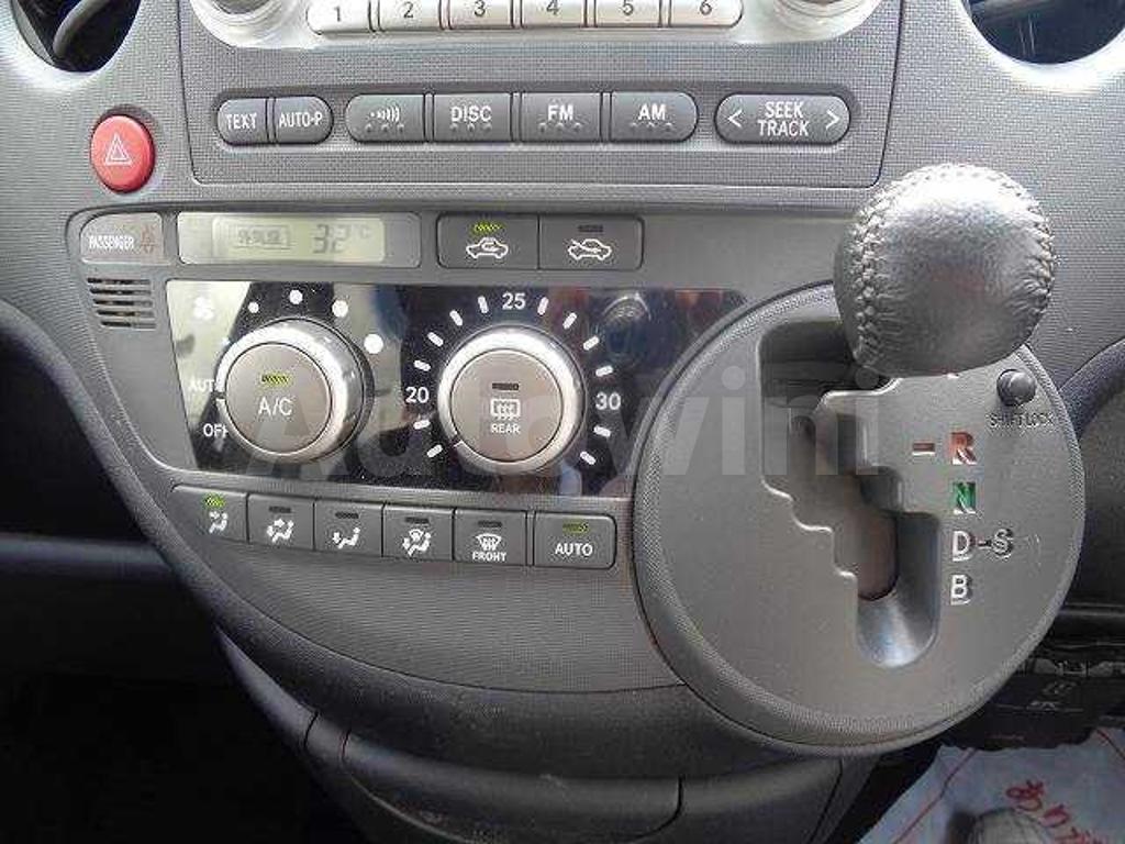 2012 TOYOTA SIENTA - 7