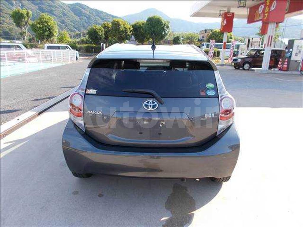 NHP10-6209373 2013 TOYOTA AQUA-3