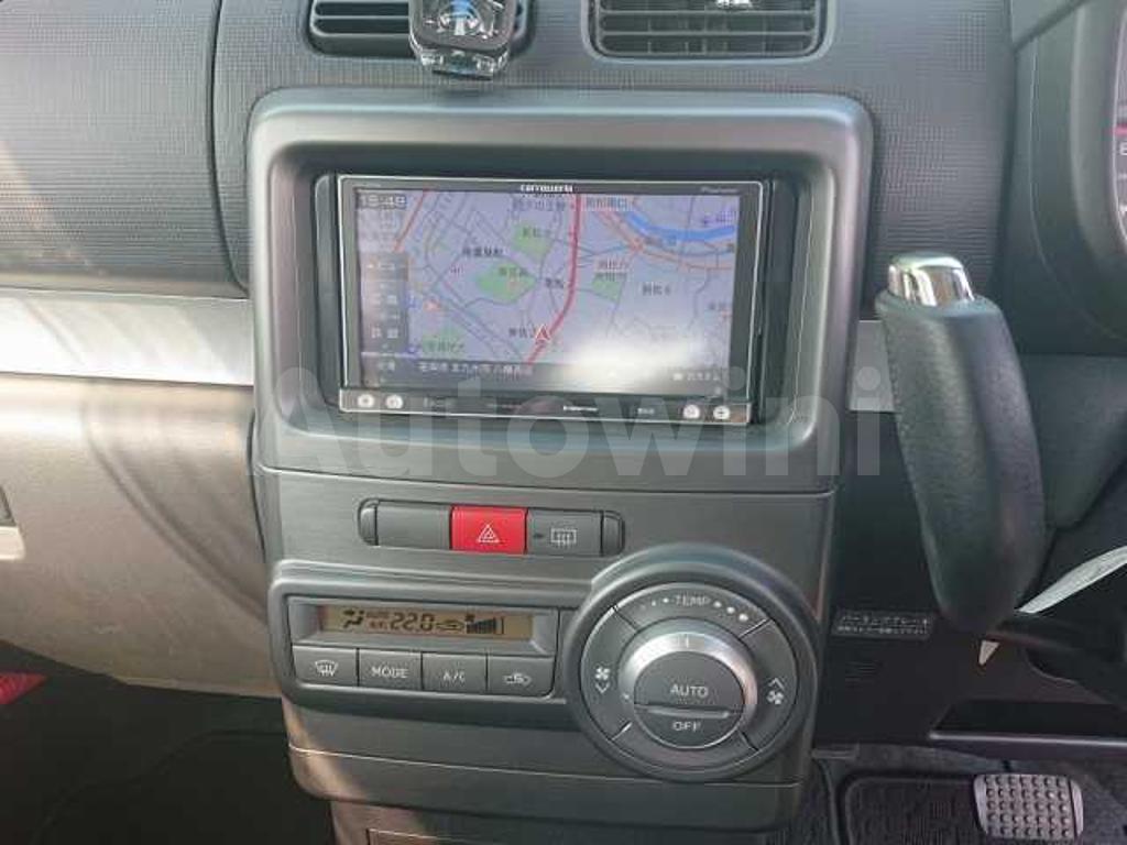 L575A-0027214 2013 TOYOTA PIXIS SPACE-5