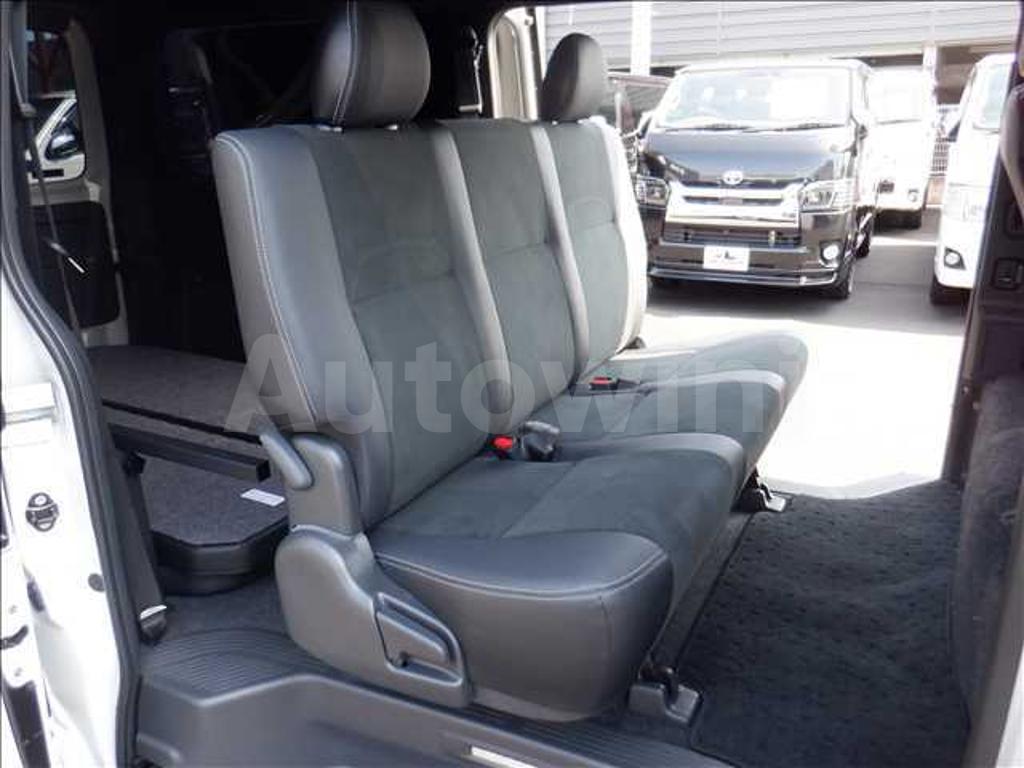 2020 TOYOTA HIACE VAN - 8