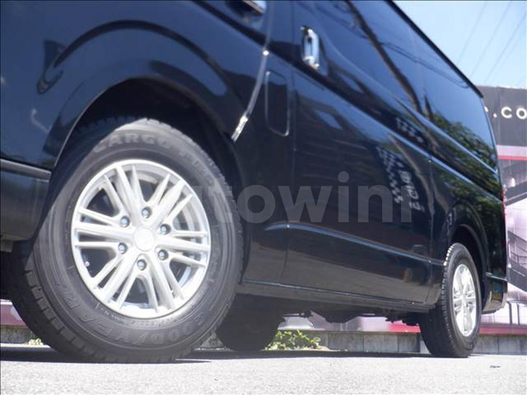 2018 TOYOTA HIACE VAN - 10