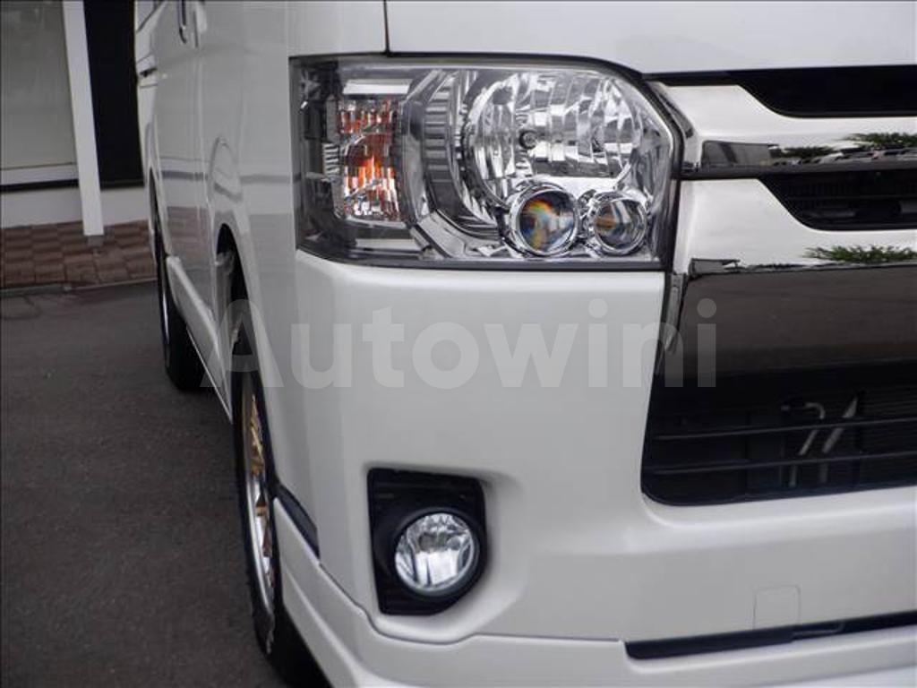 2018 TOYOTA HIACE VAN - 10