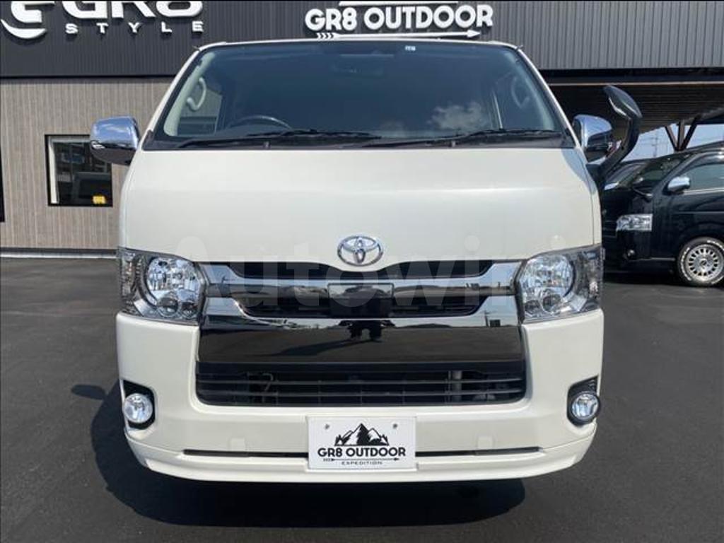 GDH201-1002143 2017 TOYOTA REGIUSACE VAN-1