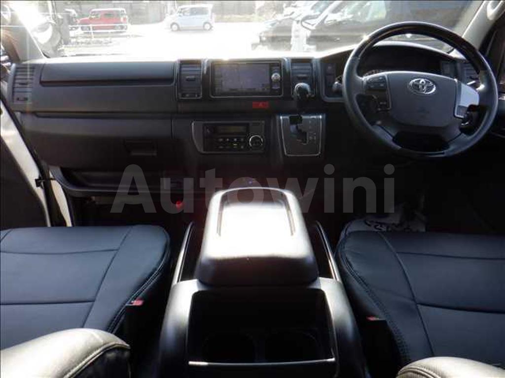GDH201-1002143 2017 TOYOTA REGIUSACE VAN-3