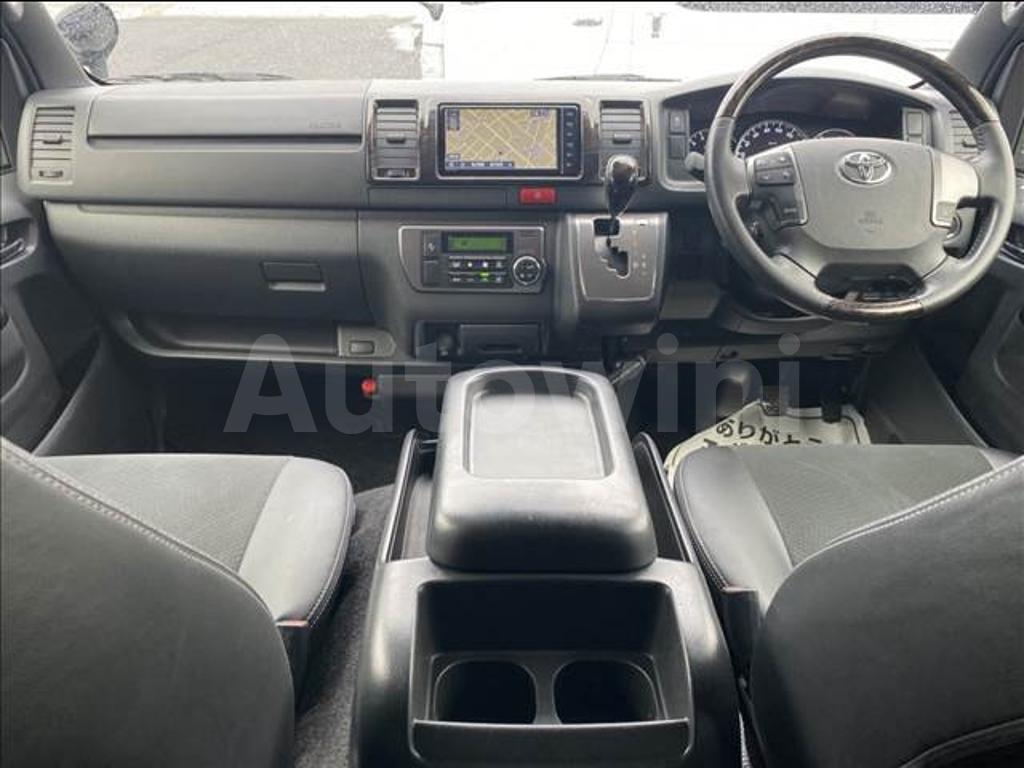 GDH201-1030734 2019 TOYOTA REGIUSACE VAN-3