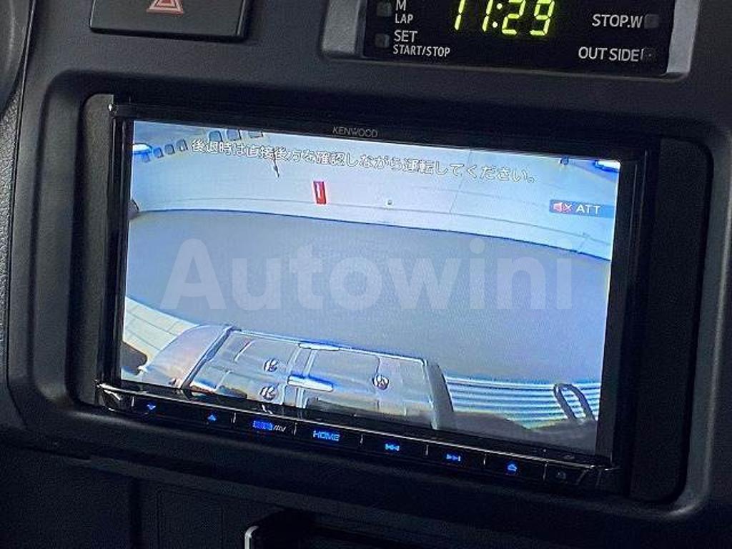 GRJ76-1003660 2015 TOYOTA LAND CRUISER VAN-4