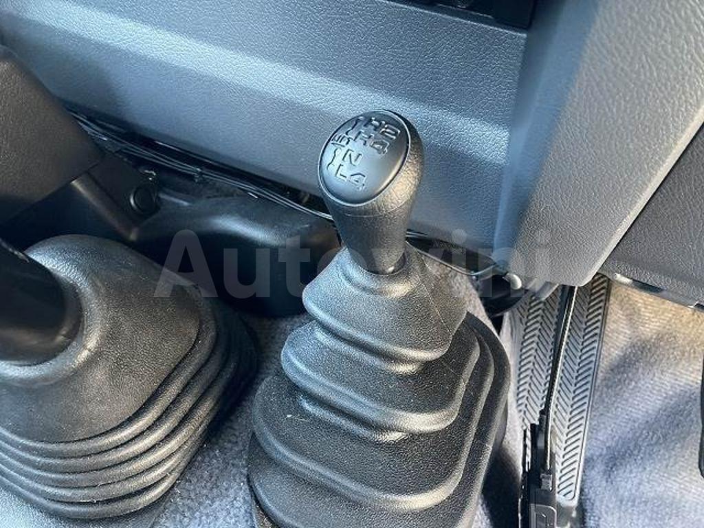 GRJ79-1002042 2015 TOYOTA LAND CRUISER-4