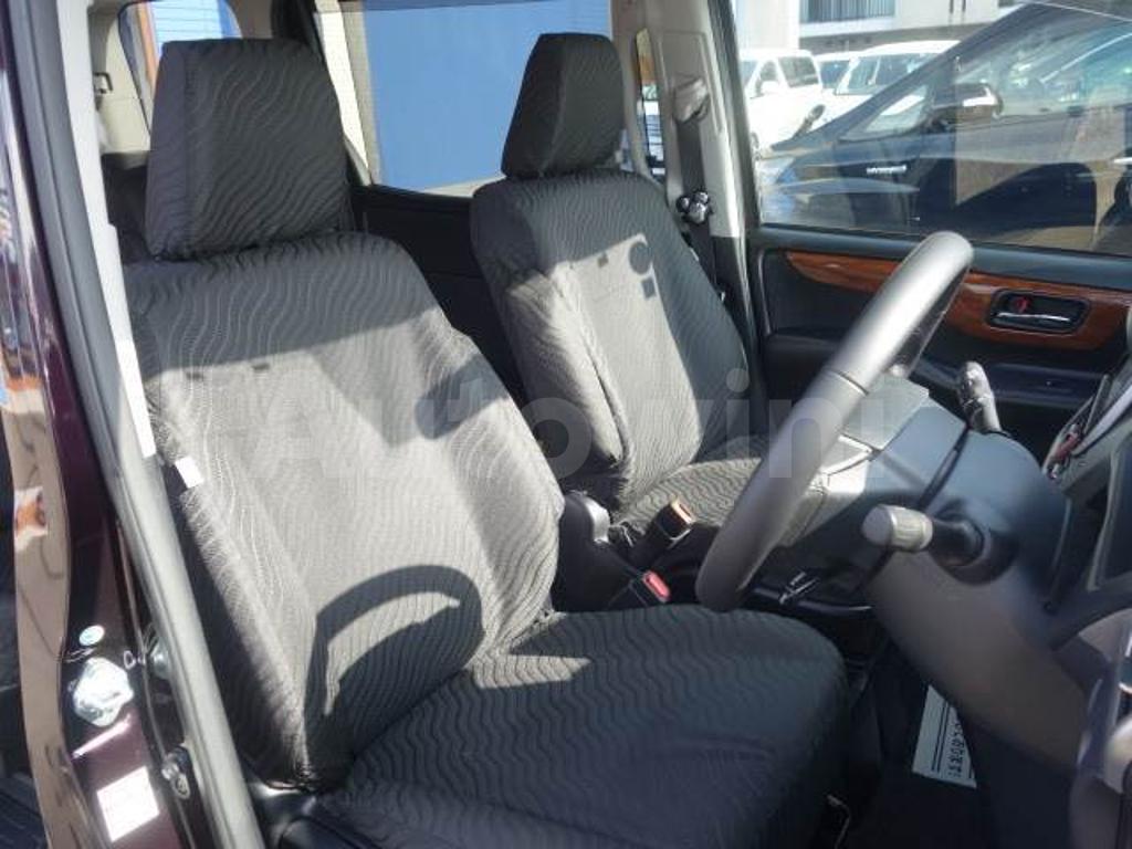 ZWR80-0064149 2014 TOYOTA NOAH G-5