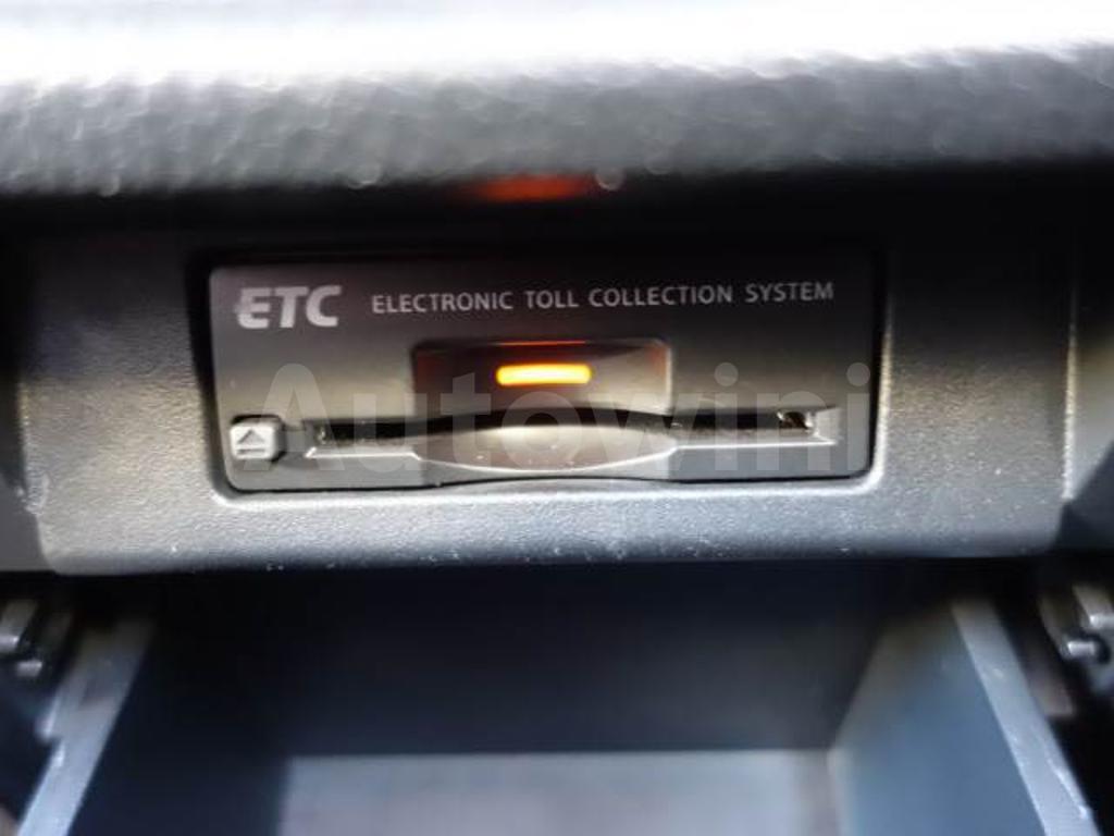TE52-026316 2011 NISSAN ELGRAND 250 HIGHWAYSTAR URBAN CHROME-5