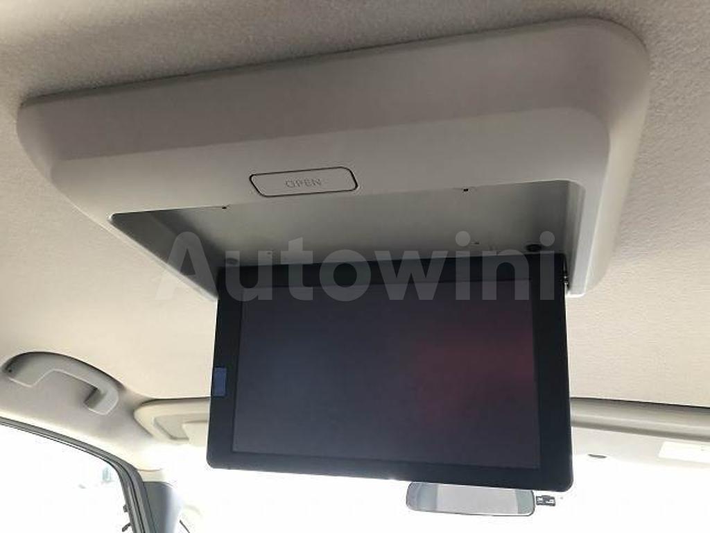 2017 NISSAN SERENA - 9