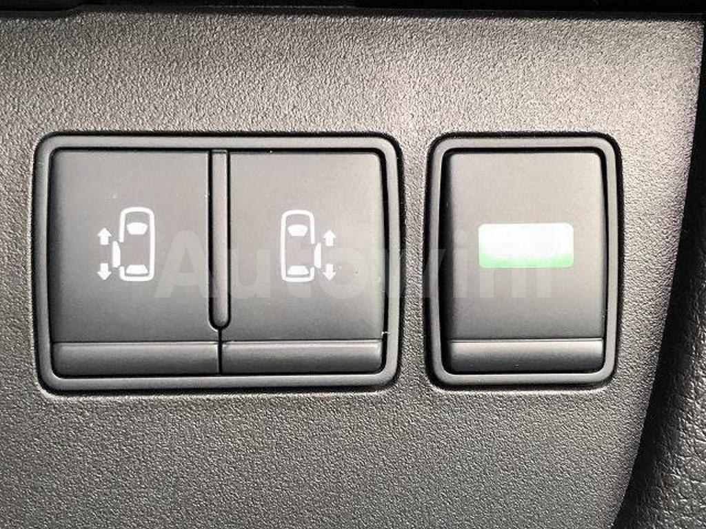 2015 NISSAN SERENA - 9
