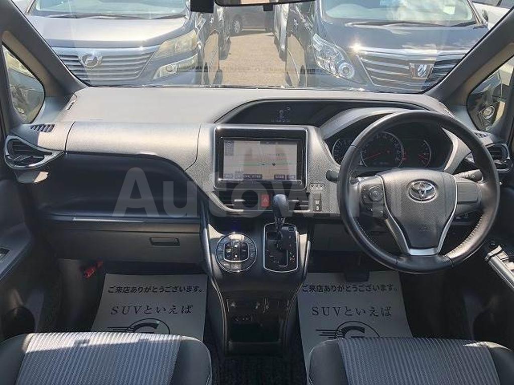 ZRR80-0206016 2016 TOYOTA VOXY-1