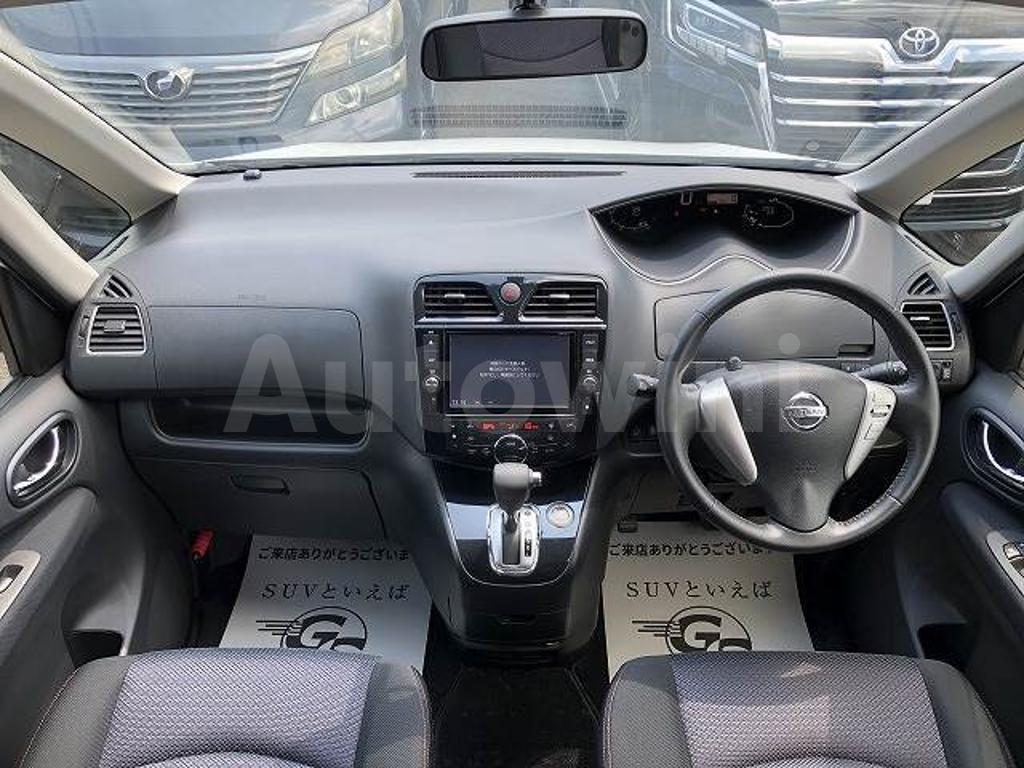 2013 NISSAN SERENA - 2