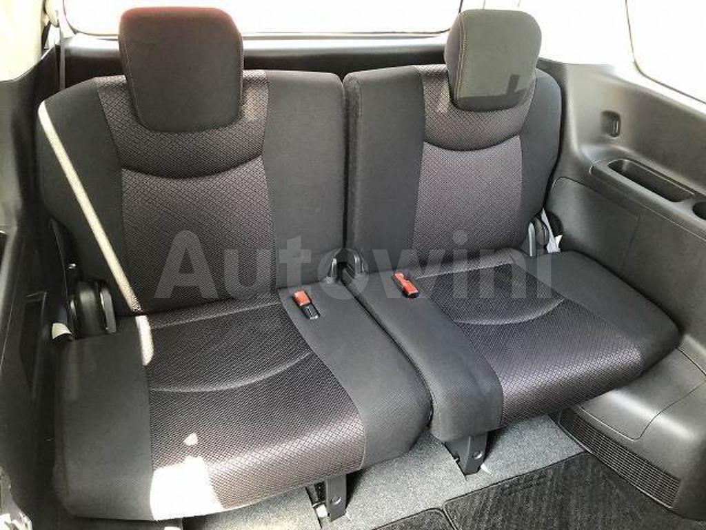 2013 NISSAN SERENA - 8