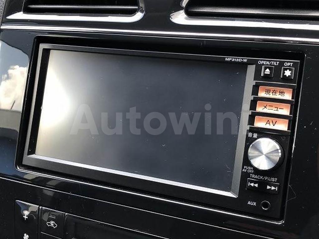 2013 NISSAN SERENA - 4