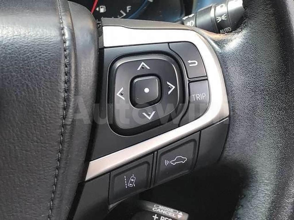 2014 TOYOTA HARRIER - 7