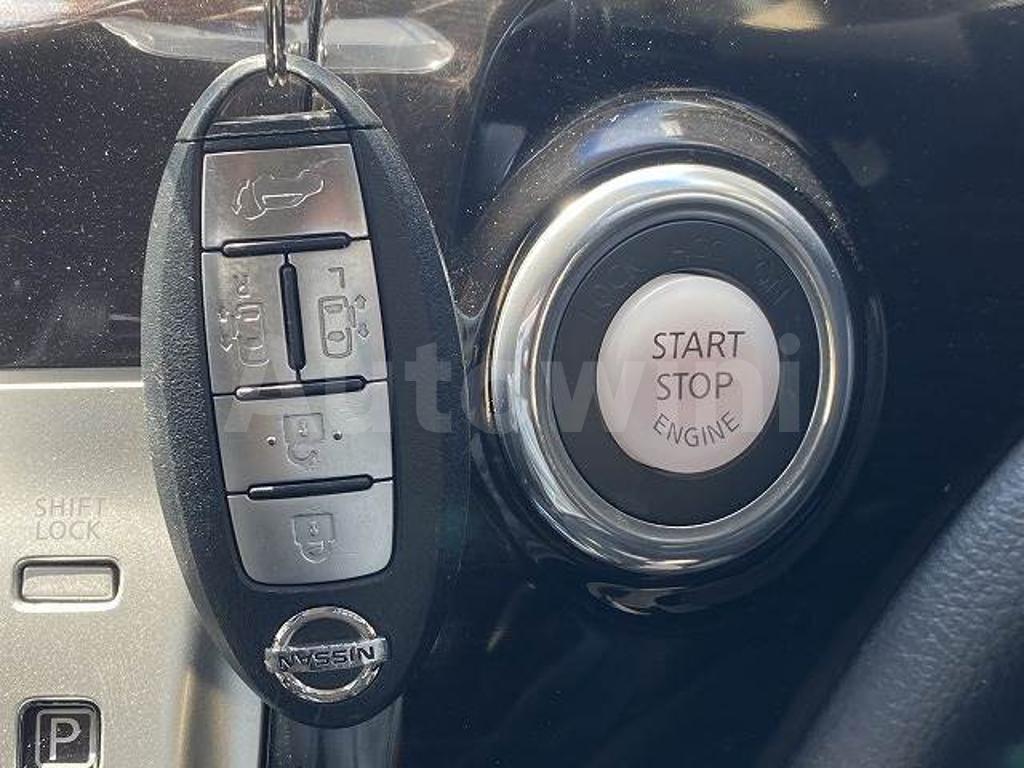 2012 NISSAN ELGRAND - 7