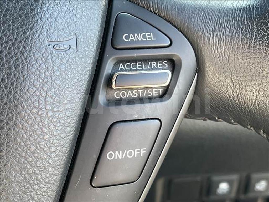 2014 NISSAN ELGRAND - 9