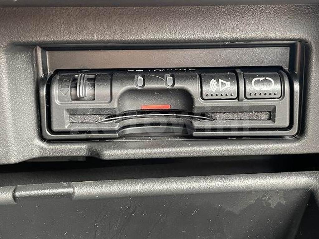 2015 NISSAN SERENA - 6