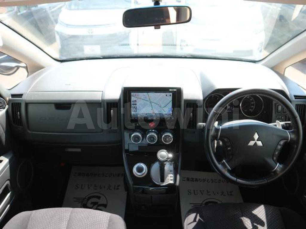 CV1W-0904758 2013 MITSUBISHI DELICA D5-2