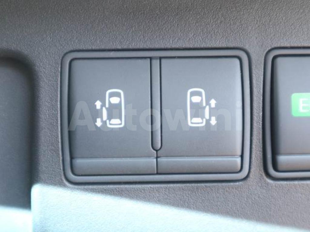 2015 NISSAN SERENA - 8