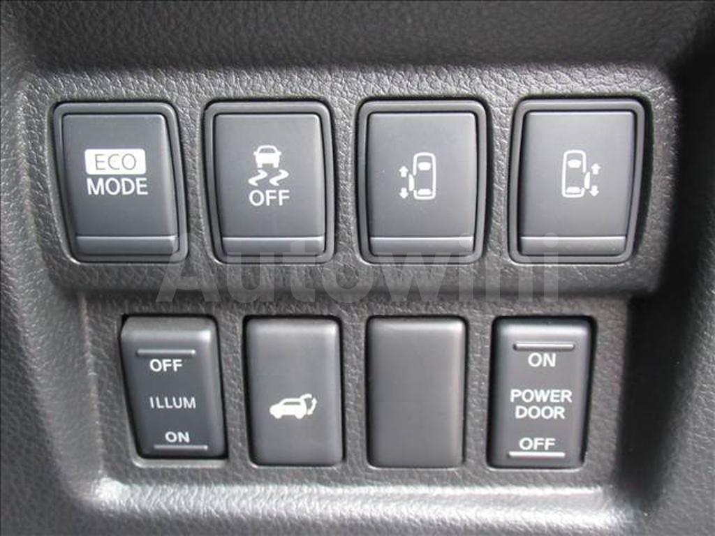 2011 NISSAN ELGRAND - 9
