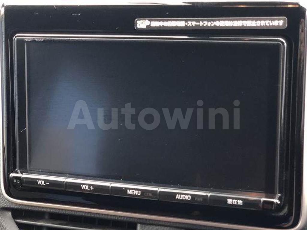 ZWR80-0292062 2017 TOYOTA VOXY-3