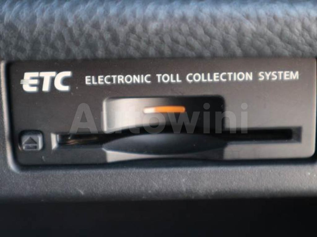 2017 NISSAN ELGRAND - 9