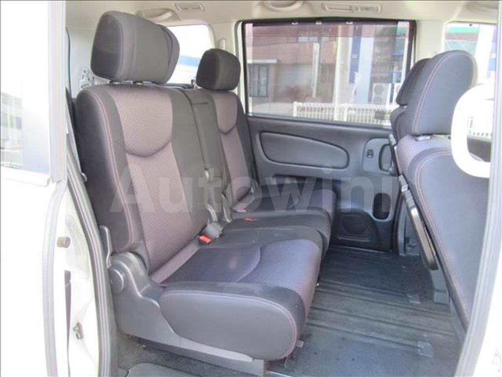 FC26-046712 2011 NISSAN SERENA HIGHWAYSTAR V SELECTION-4