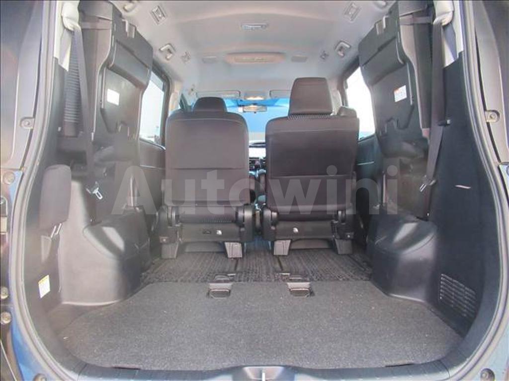 2015 TOYOTA VOXY - 7